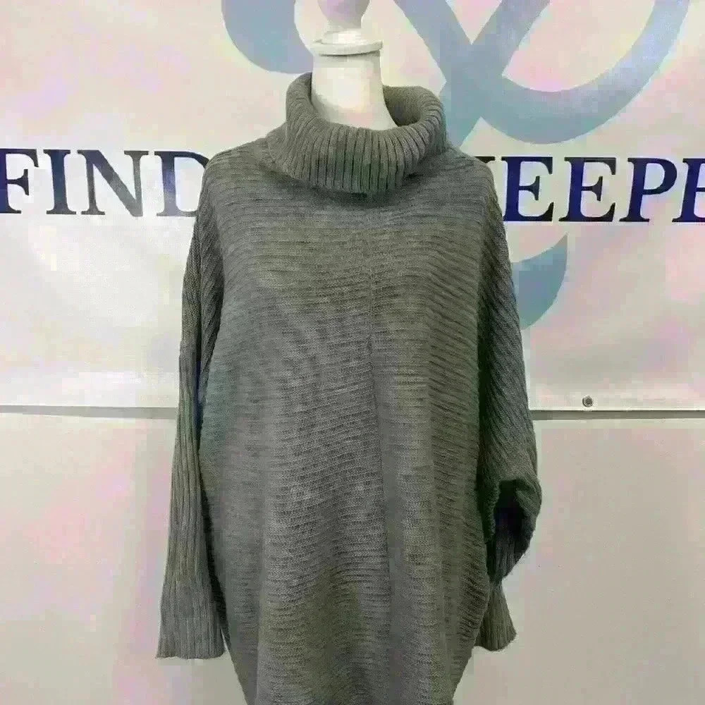 SHEIN Women’s Long Sleeve Turtleneck, Size 2XL